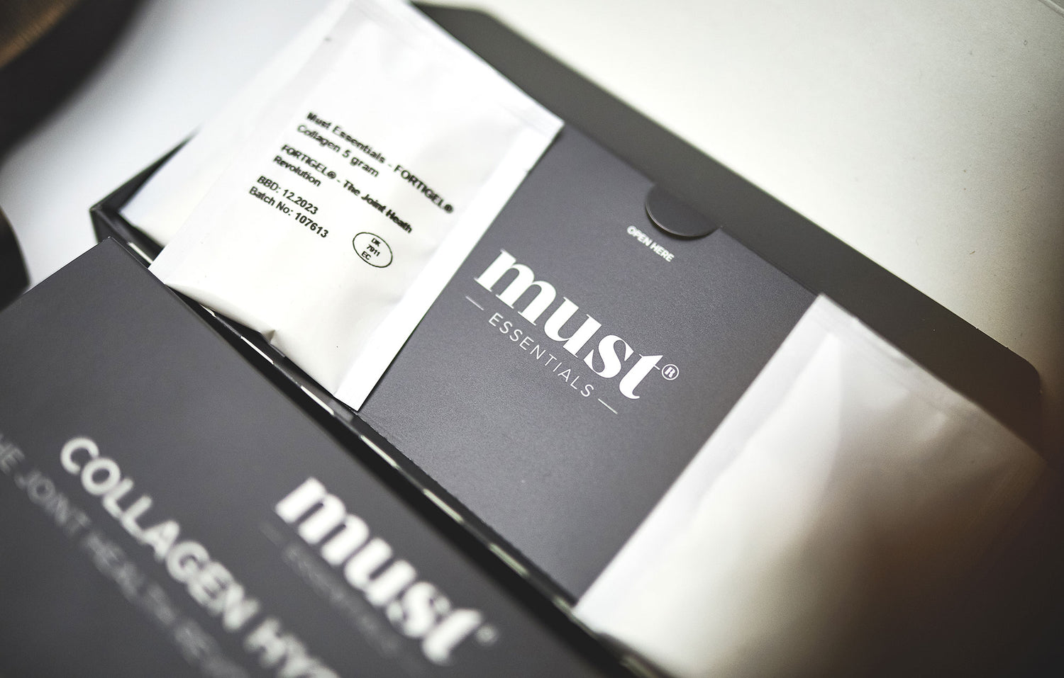 MUST Essentials® - MUST Essentials® Collagen Hydrolysate med Fortigel® – sticks (150 gram) - Freshhair.dk