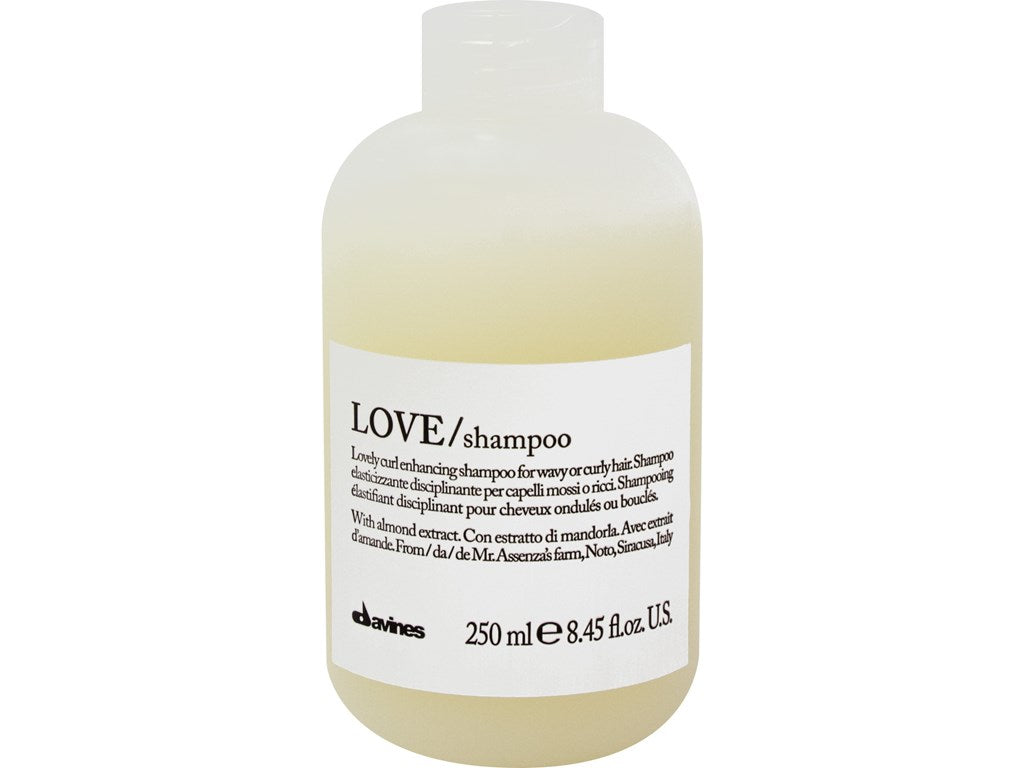 langsom kritiker Umulig Davines LOVE Curl Shampoo - 250 ml– Freshhair